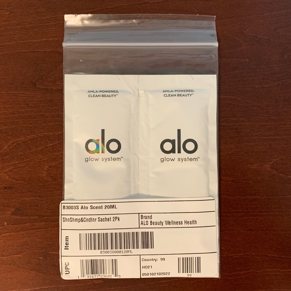 Alo shine shampoo conditioner sample